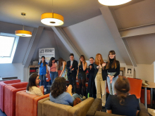 Az Irodalmi Tagozat hallgatóinak előadása saját alkotásaikból (2024. 04. 23.)